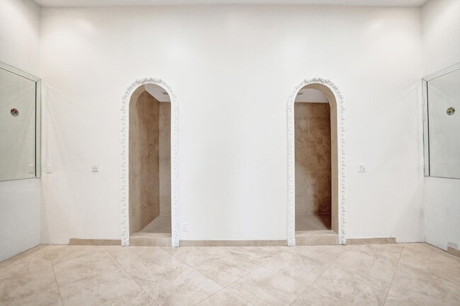 Building Photo - 2425 Fryer Point