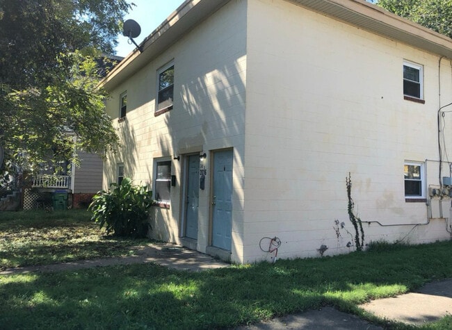 Building Photo - 2016 4th Ave