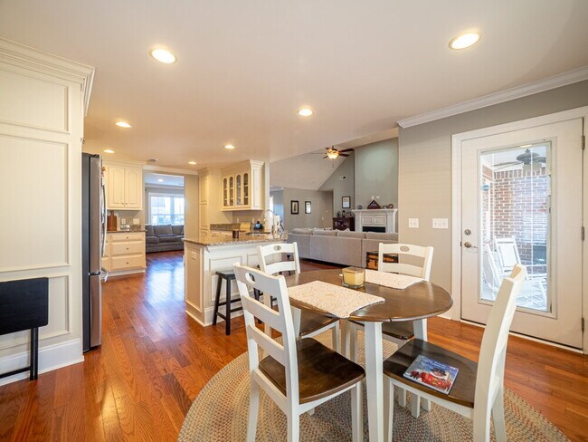 Building Photo - Available Mid-June in popular Carolina Palms!