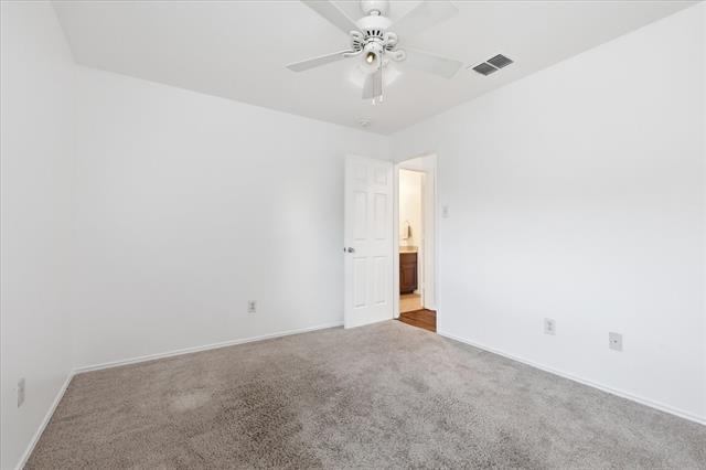 Building Photo - 2825 Saddlebred Trail