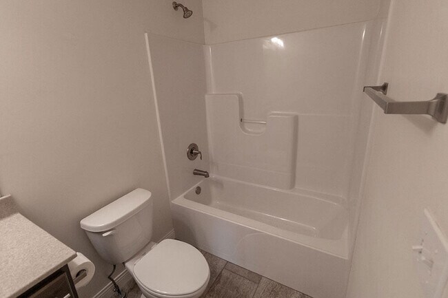 Building Photo - 2807 Amberwood court