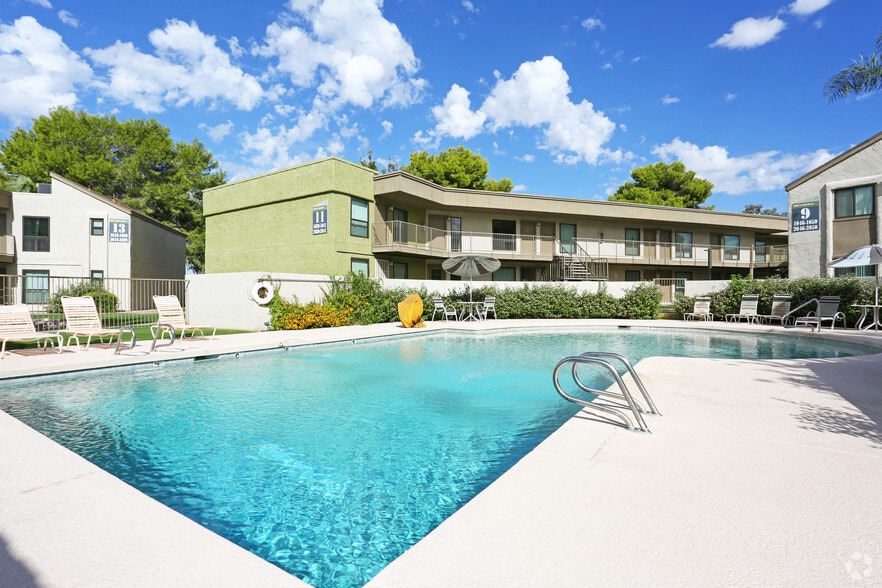 The Summit Apartments 12830 N Paradise Village Pky W Phoenix AZ 85032