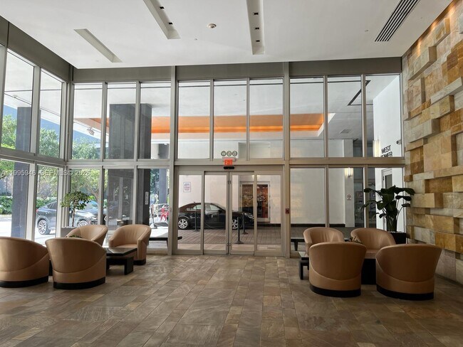 Building Photo - 55 SE 6th St