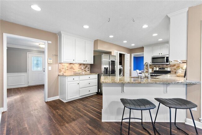 Building Photo - 5119 Verbena Dr