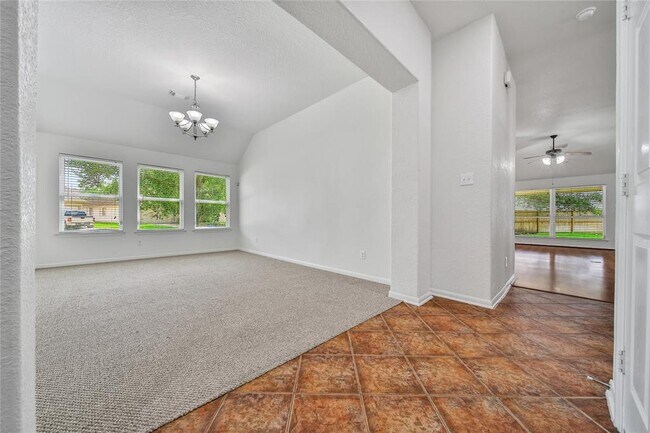 Building Photo - 5507 Valley Scene Way