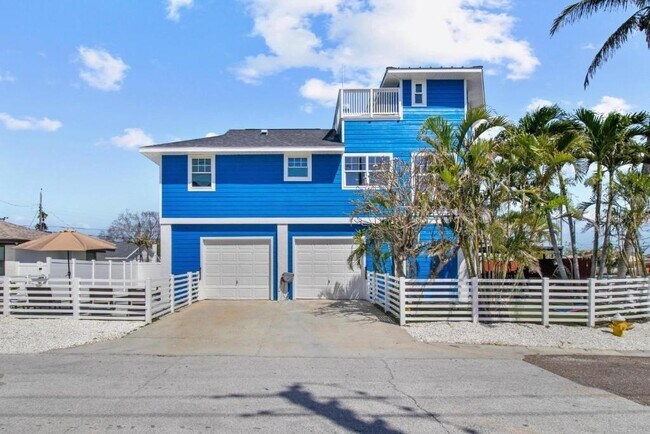 Building Photo - 14500 N Bayshore Dr