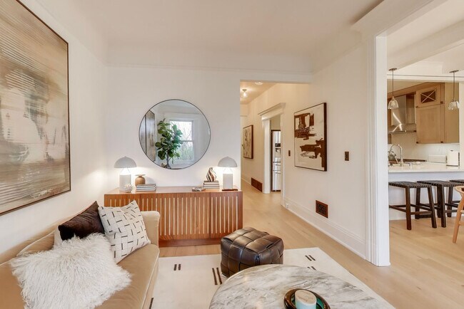 Building Photo - 2274 Fulton St