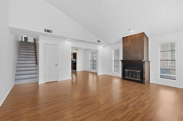 Building Photo - 635 Haines Ave