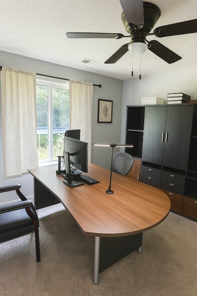 Building Photo - 13300 Patchin Dr