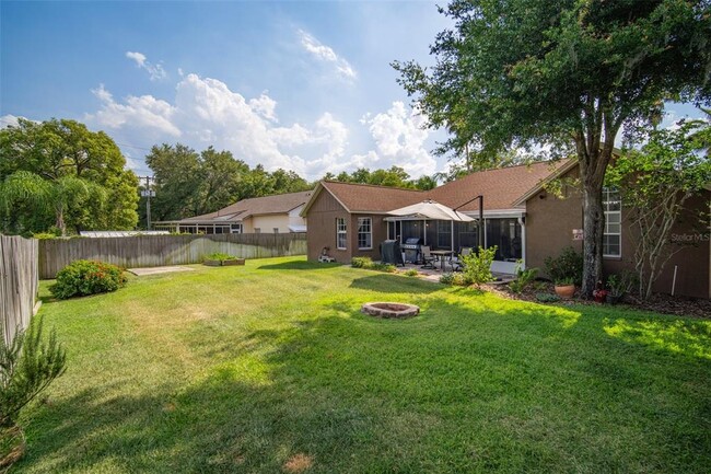 Building Photo - 3017 Sprawling Oaks Pl