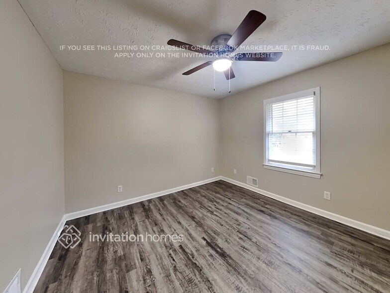 Building Photo - 3930 Grove Trail