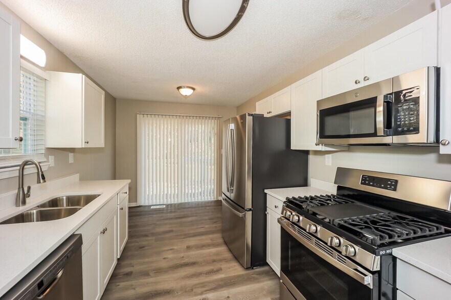 Building Photo - 4110 Cranwood Dr