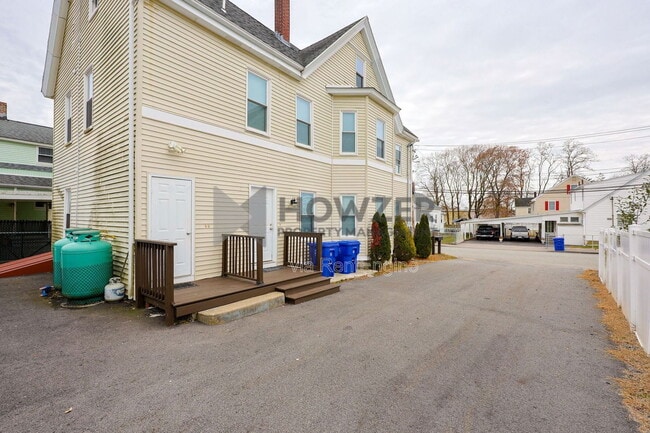 Building Photo - 4 E Broadway