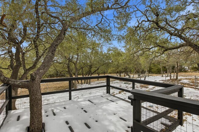 Building Photo - 931 Sycamore Creek Dr