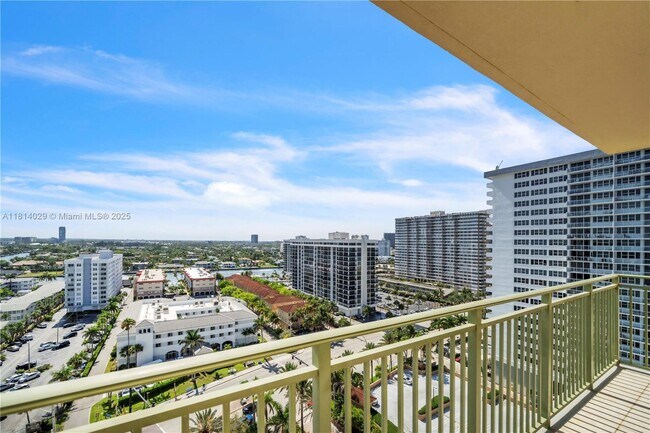 Building Photo - 2080 S Ocean Dr