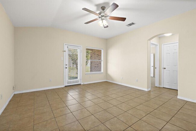 Building Photo - 2421 Chimney Rock Rd