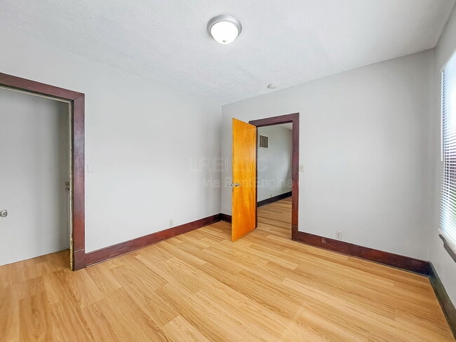 Building Photo - 2733 Chase Ct