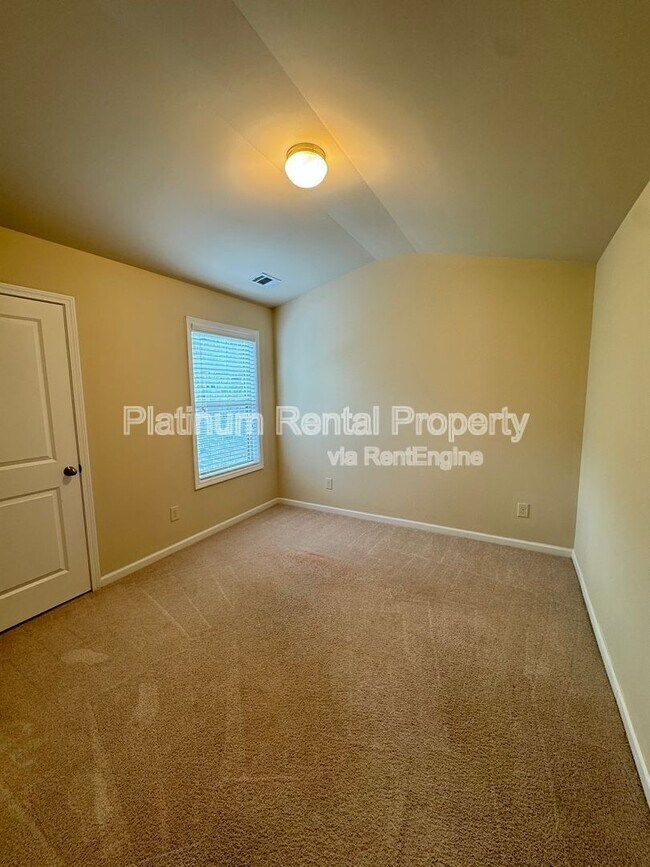 Building Photo - 13318 Flamingo Rd