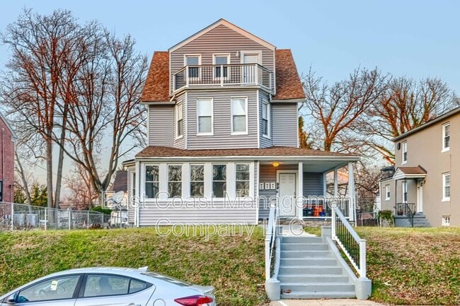 Building Photo - 4012 Fernhill Ave