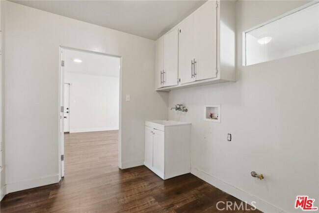 Building Photo - 6732 Wooster Ave