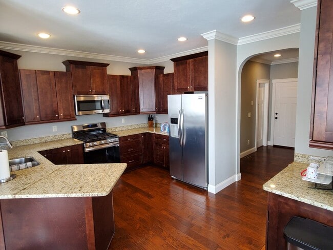 Building Photo - 23711 Wolf Rd