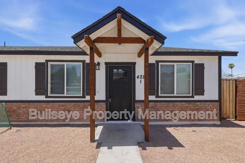 Building Photo - 428 S 97th Pl