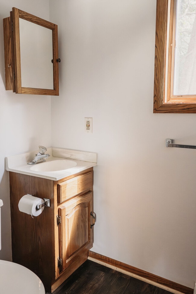 Building Photo - 3052 Acker St