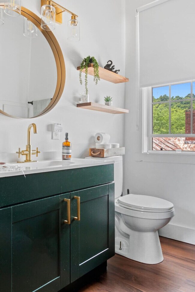 Building Photo - 241 W Water St