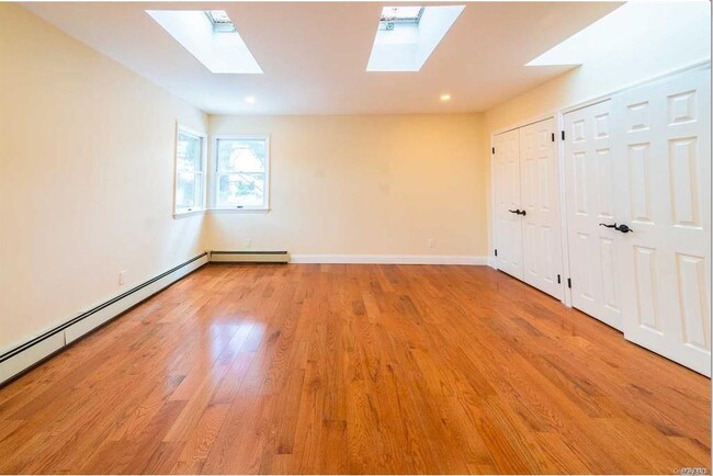 Building Photo - 44 Ruxton St