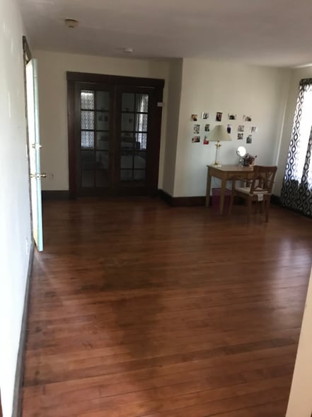 Building Photo - 49 Cedar St