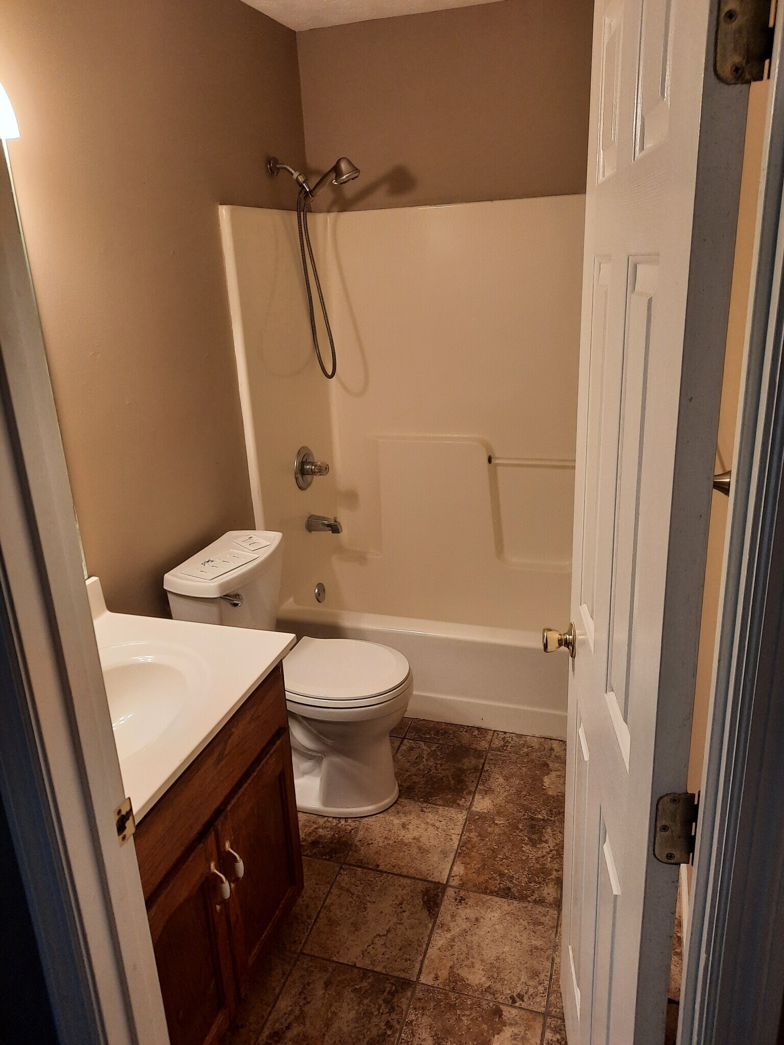 Building Photo - 125 Mallory Ct