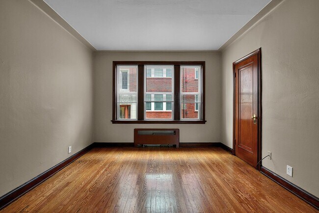 Building Photo - South City Oasis