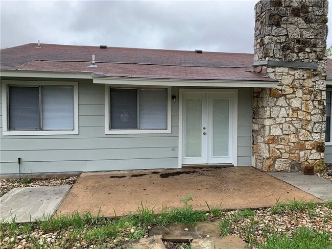 Building Photo - 610 Buckskin Dr