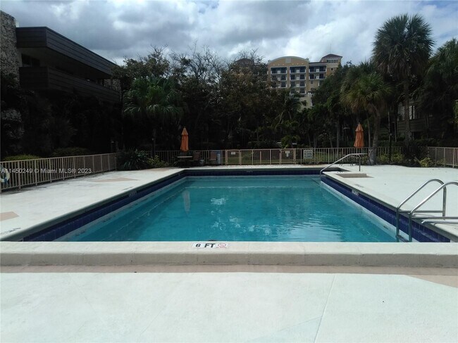 Building Photo - 8335 SW 72nd Ave