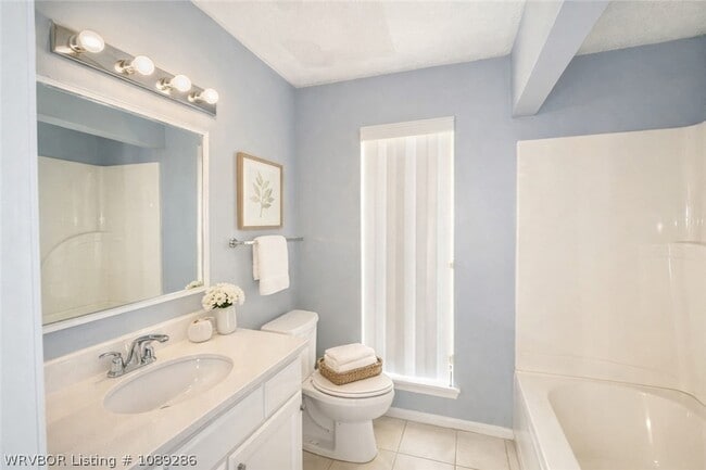 Building Photo - 3229 S 60th St