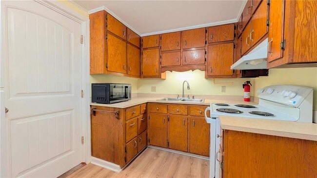 Building Photo - 3446 Monroe Cir