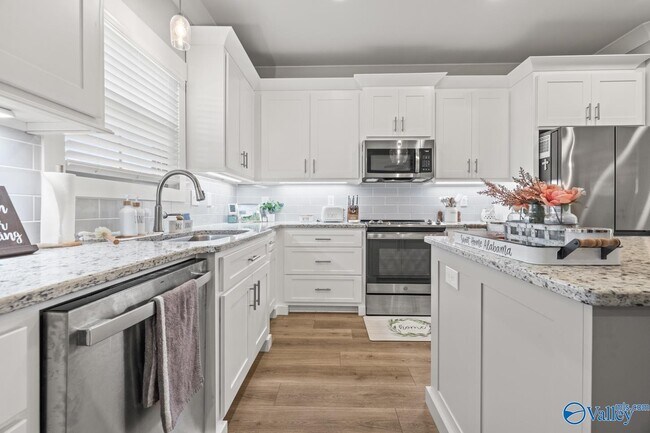 Building Photo - 29458 Carnaby Ln