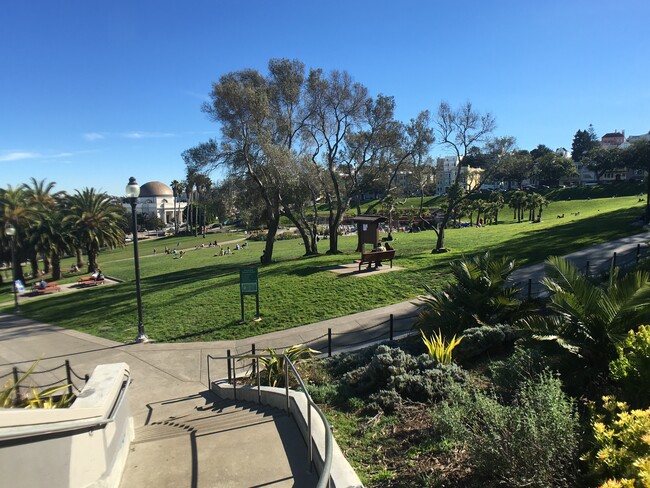 Dolores Park, view to SE from W entry - 181 Liberty St