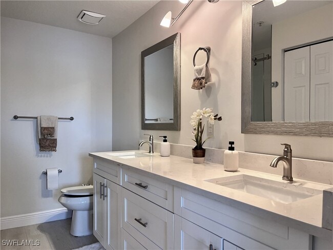 Building Photo - 6920 Huntington Lakes Cir