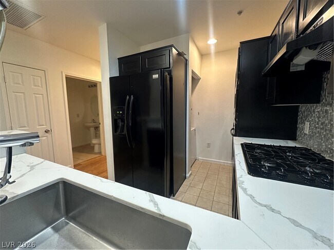 Building Photo - 43 E Agate Ave