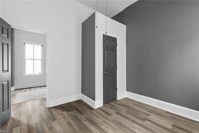 Building Photo - 430 Mt Vernon Ave