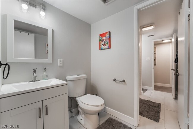 Building Photo - 3992 Chinchilla Ave