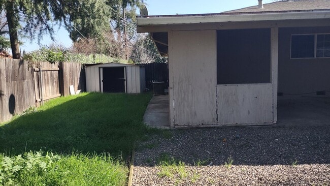 Building Photo - 2718 Toro Ct