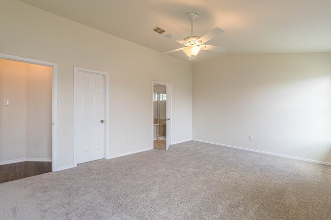 Building Photo - 13803 Laramie Hill