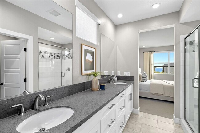 Building Photo - 26304 Paseo Horizonte