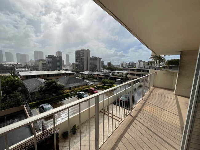 Building Photo - Academy Tower (Ward Ave/Honolulu) - 2 bedr...