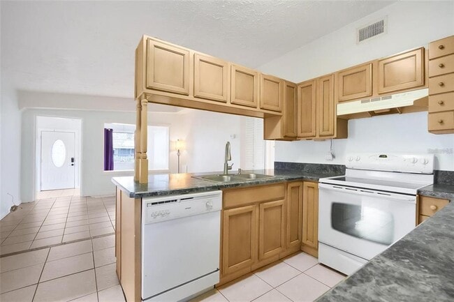 Building Photo - 107 Garrison Dr