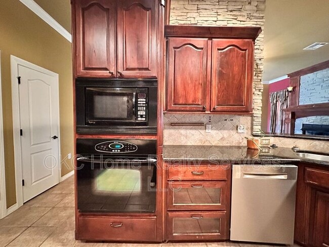 Building Photo - 1113 Lanie Ln