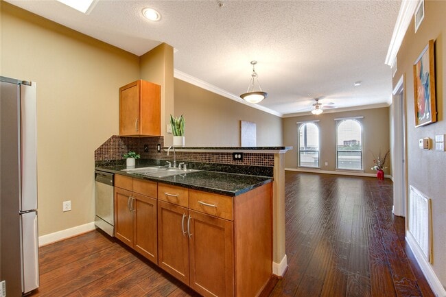 Building Photo - 2299 Lone Star Dr