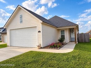 Building Photo - 102 Kidd Ln